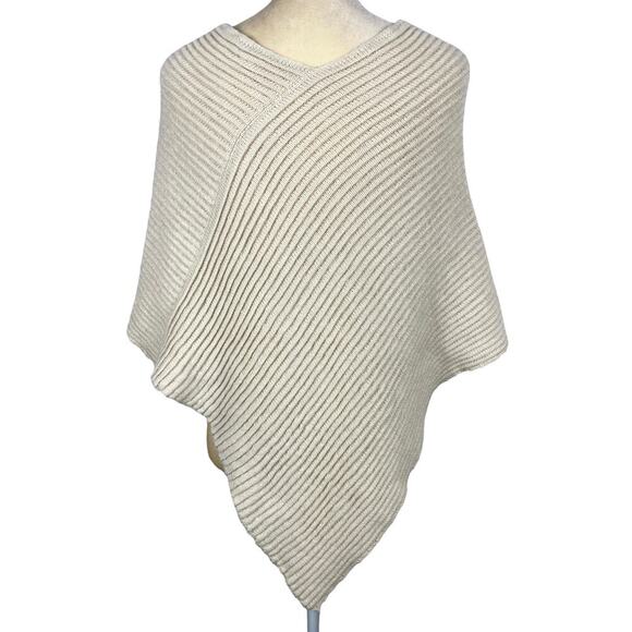 Alicia Adams Alpaca Jettson Poncho Beige One Size 100% Baby Alpaca Cozy Layering - Picture 8 of 11